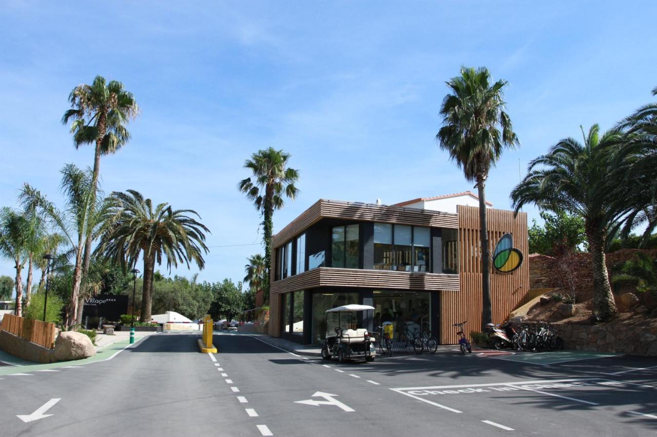 Alannia Els Prats Hotell Mont-roig del Camp Exteriör bild